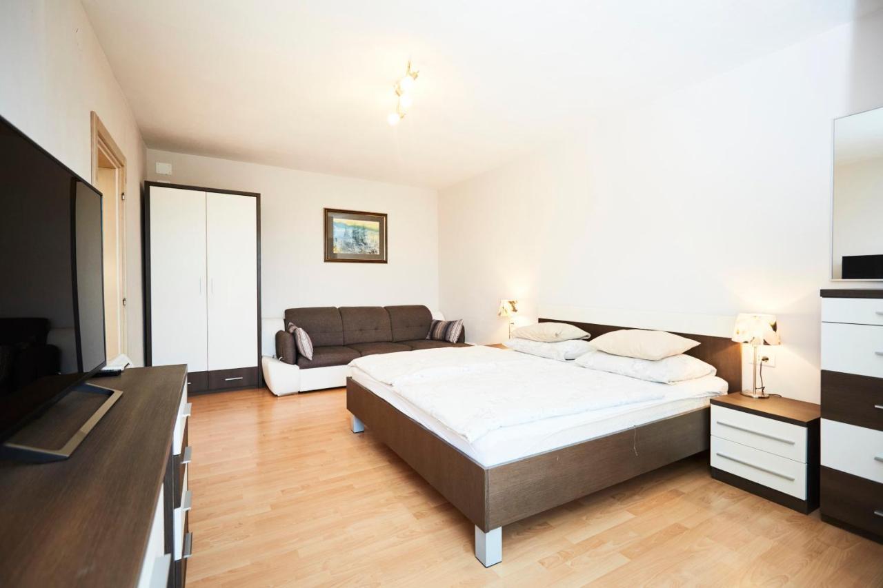 Villa Grdelina Supetar Bagian luar foto