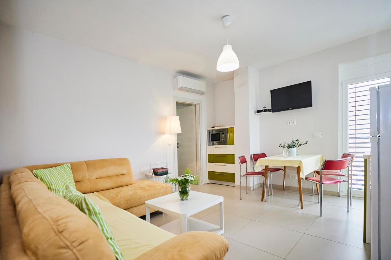 Villa Grdelina Supetar Bagian luar foto