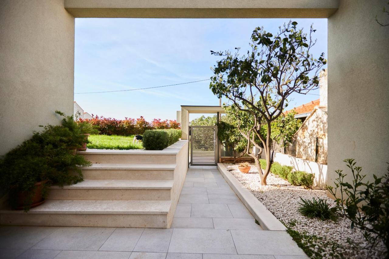 Villa Grdelina Supetar Bagian luar foto